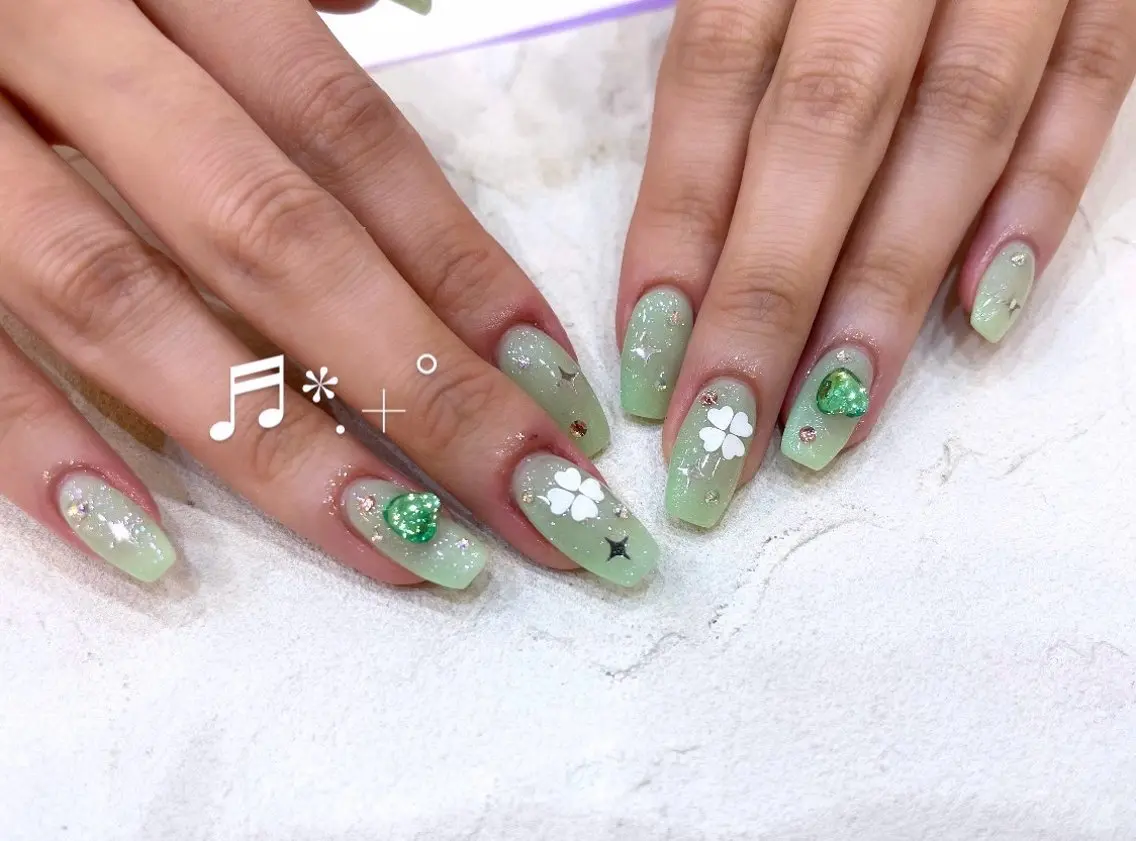 ネイル ハンドネイル Bianca watanabeのネイルデザイン