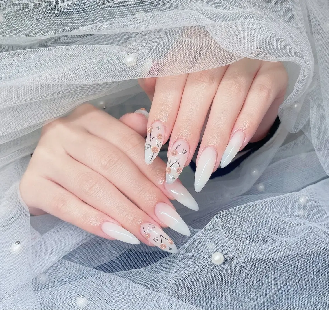 ネイル グラデーション マグネットネイル ミラーネイル Sora Nailのネイルデザイン
