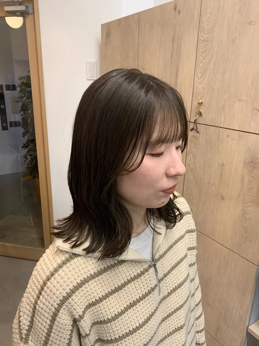ミディアム カラー グレージュ オリーブグレージュ オリーブグレー 🫧hinaco 🫧のヘアスタイル