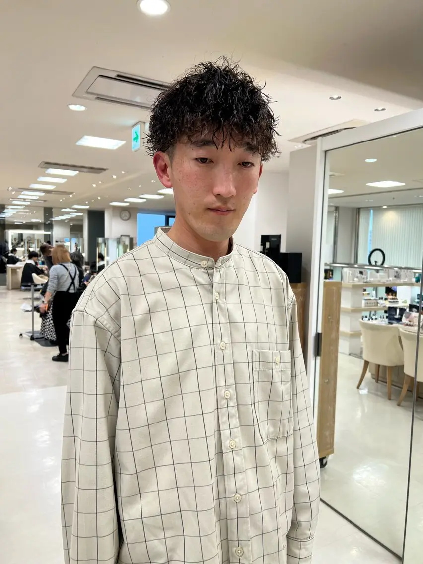 ショート パーマ メンズ カット パーマ トリートメント ヘアセット ハイトーン/ウルフ /レイヤー/坂野幸伸のヘアスタイル