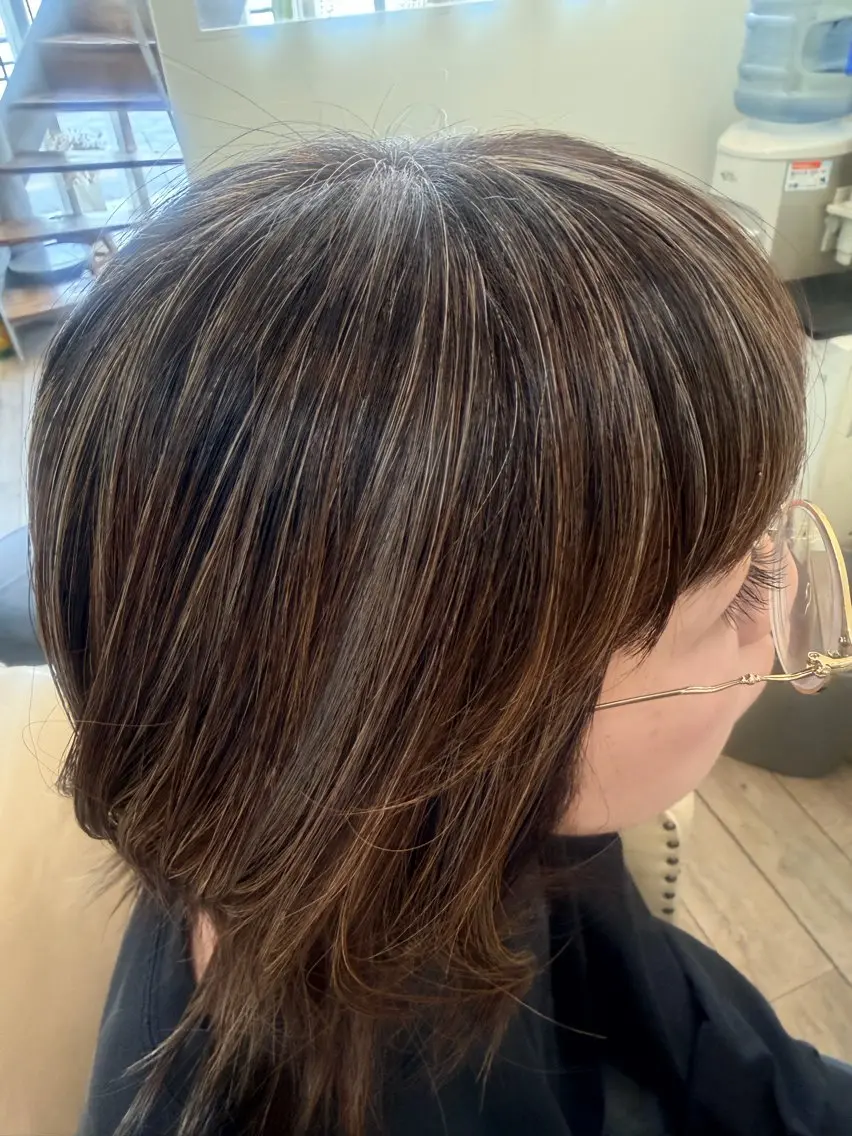 ミディアム カラー カット ヘアカラー トリートメント 鶴見 和美のヘアスタイル