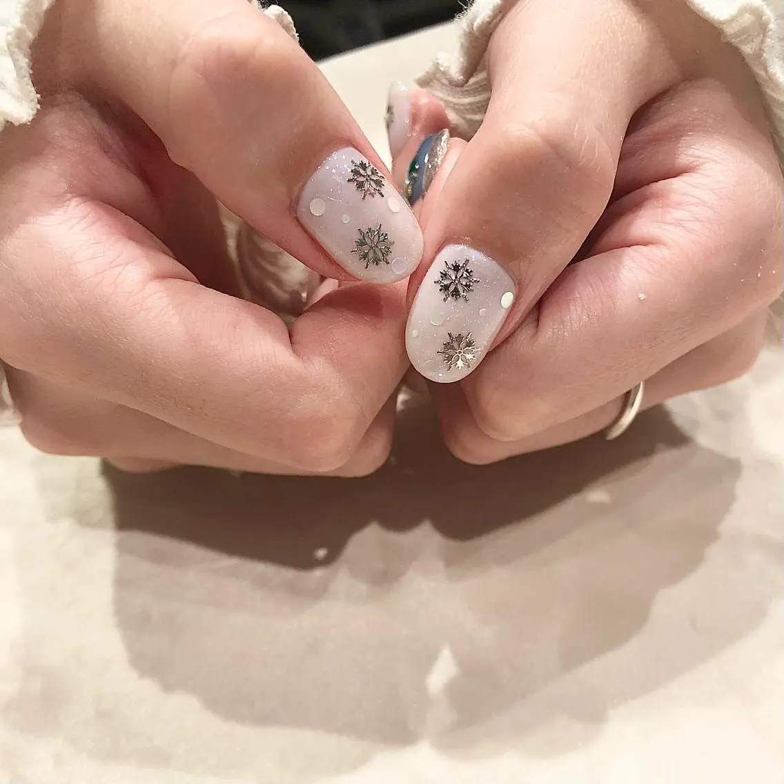 ネイル パラあり！フィルイン 美フォルムのネイルデザイン