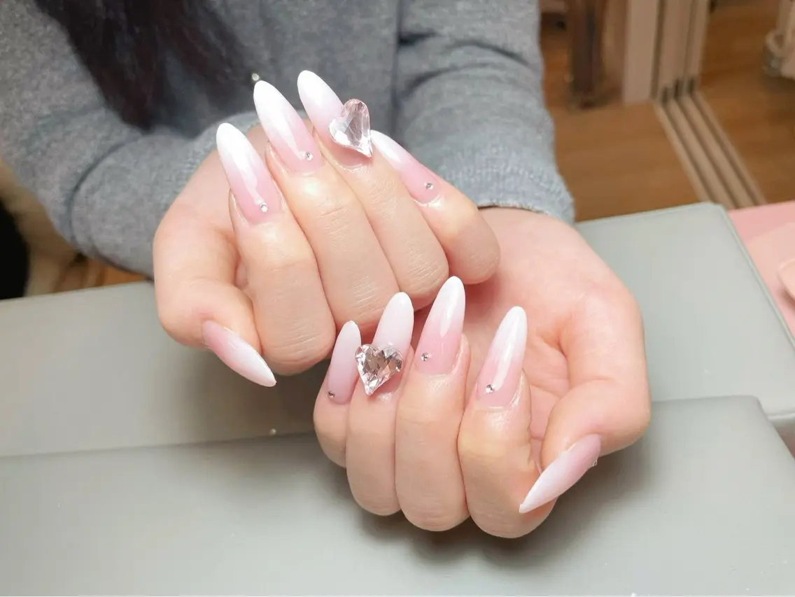ネイル ハンドネイル 🌟桜beauty 🌟プロ ネイリストのネイルデザイン