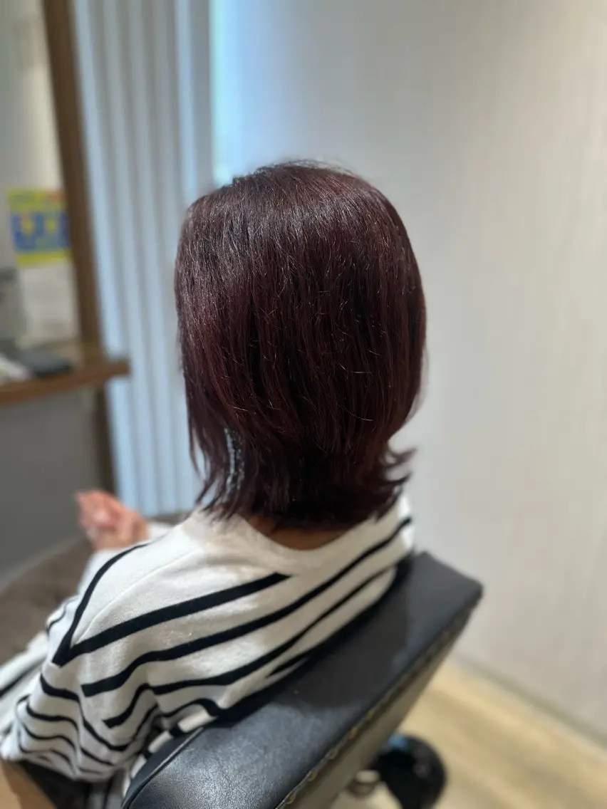 ミディアム くびれヘア カット ヘアカラー 石原 麻菜のヘアスタイル