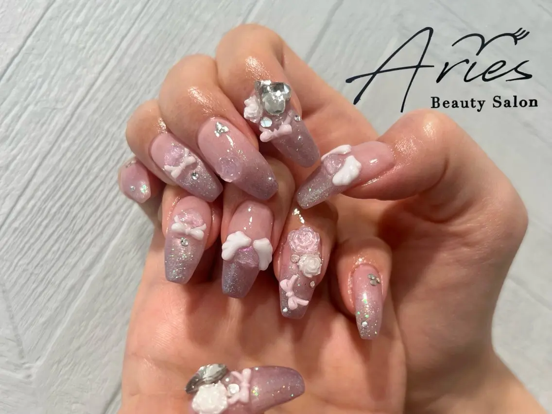 ネイル aries manakaのネイルデザイン