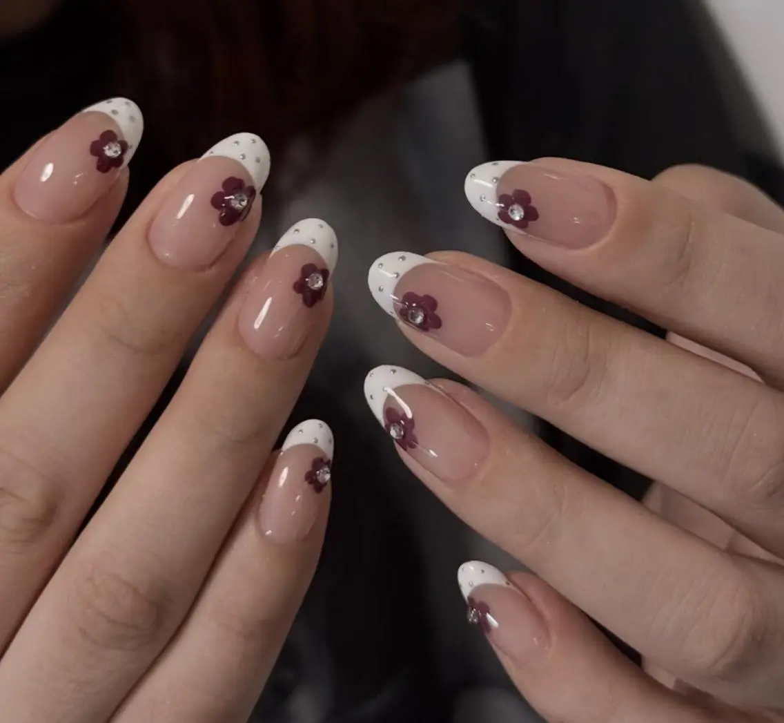 ネイル ハンドネイル TiTi Nail🫧のネイルデザイン