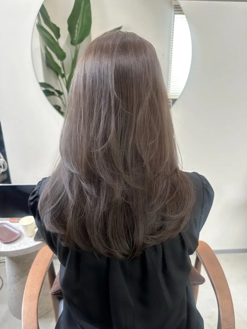 ミディアム カラー & Graph. 立川🥣🌿のヘアスタイル