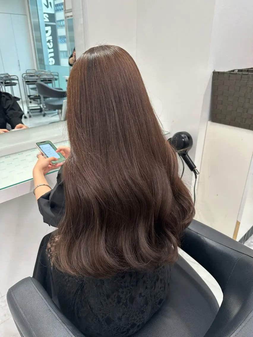 ロング カラー ヘアカラー トリートメント ヘッドスパ ヘアセット ❄最強かわいいカラー ❄️MINA❄️のヘアスタイル