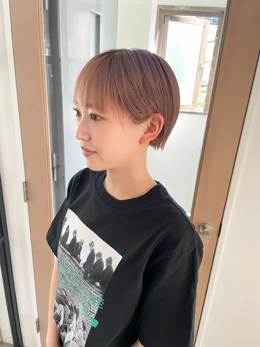 ショート カラー ベージュカラー ブリーチ ショートヘア ワイドバング カット ヘアカラー Takuma Suzuki中目黒のヘアスタイル