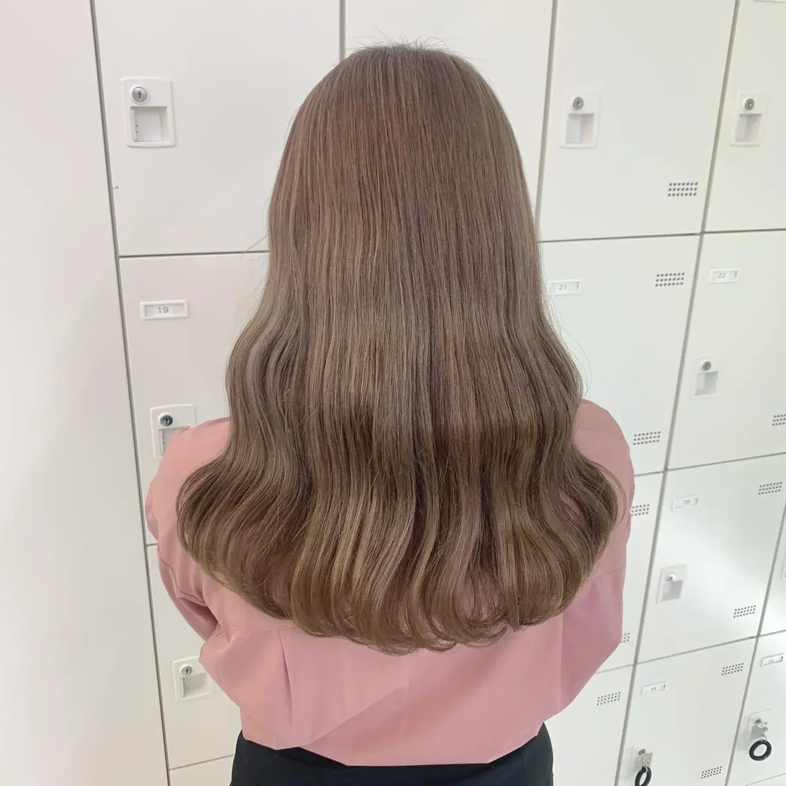 ロング カラー ベージュカラー 🤍やわらか抜け感 hair🤍RINのヘアスタイル