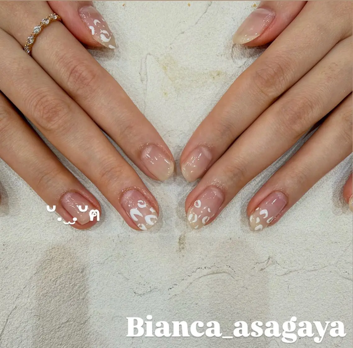 ネイル グラデーション Bianca✮* 阿佐ヶ谷✮*RIOのネイルデザイン