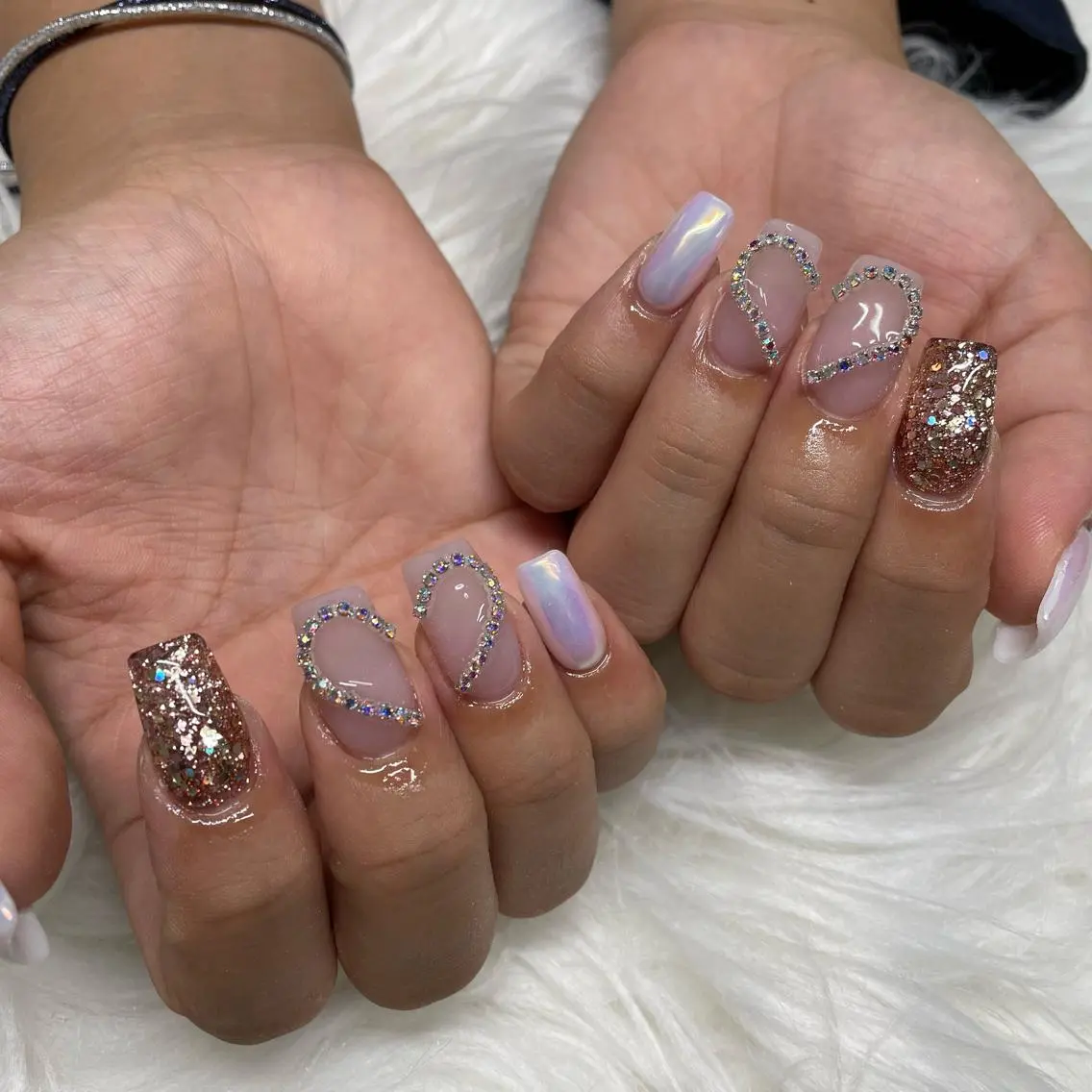ミディアム ネイル Y. Sのネイルデザイン