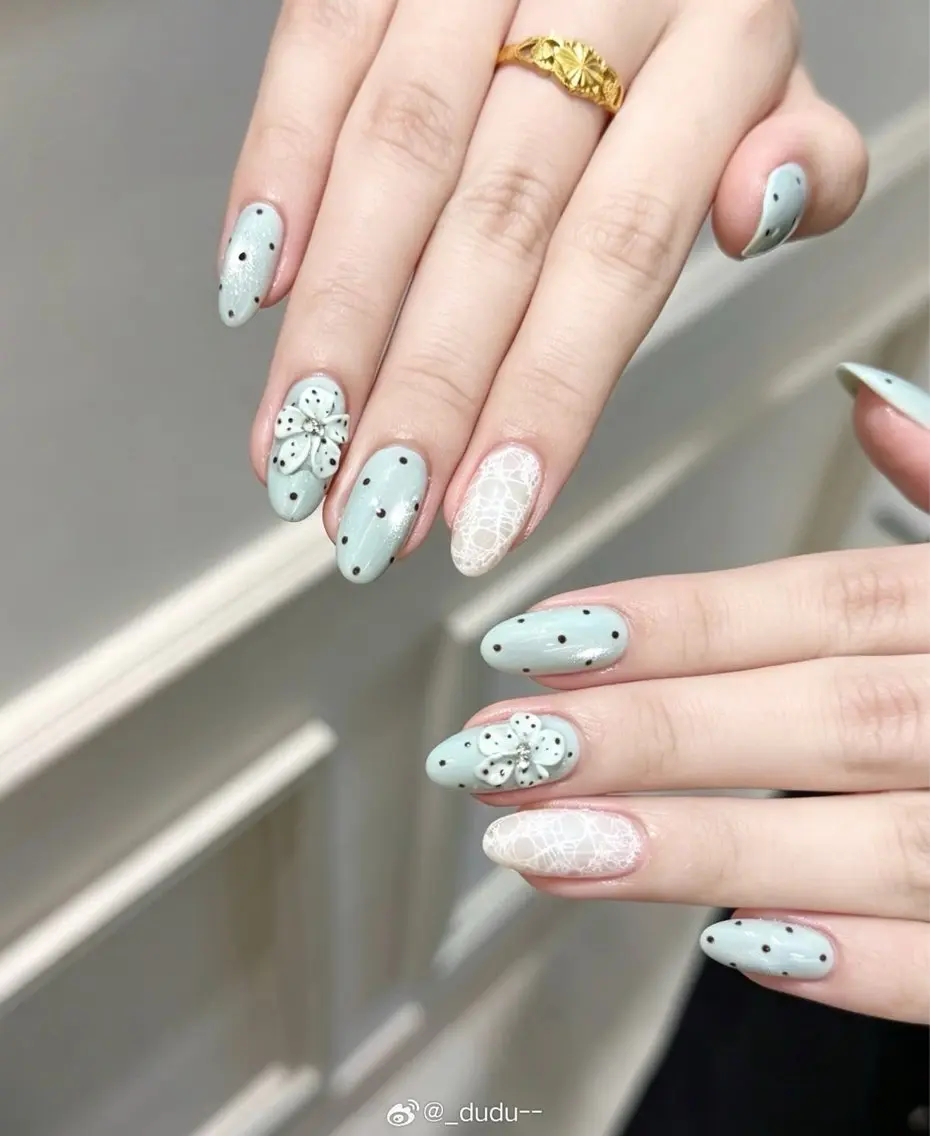ネイル フレンチネイル グラデーション 韓国ネイル ラメ(グリッター) マグネットネイル ハンドネイル Lumi de nailsのネイルデザイン