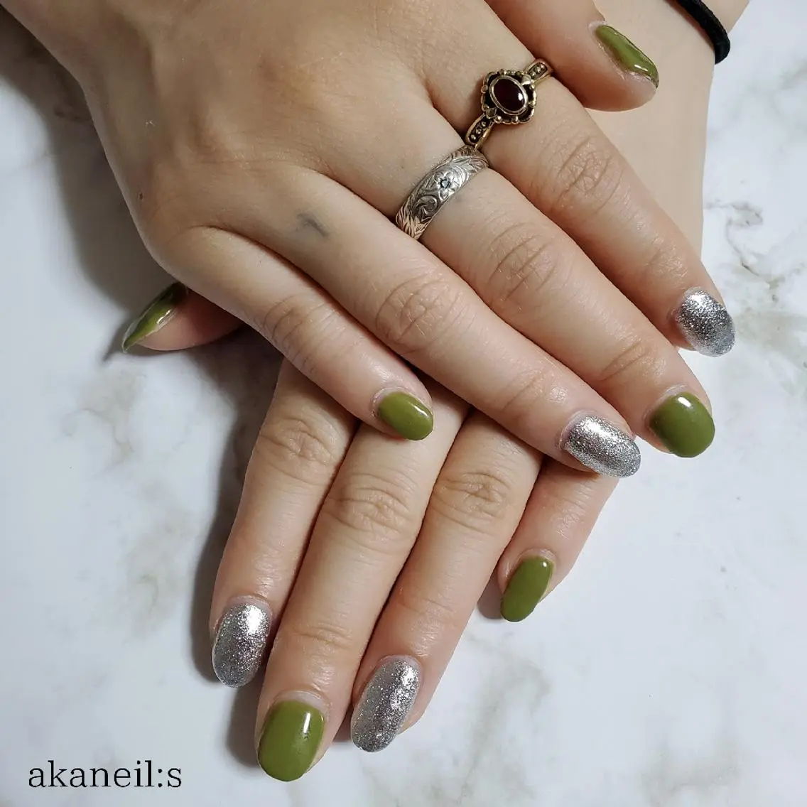 ネイル シルバー 【akaneils】 アカネのネイルデザイン