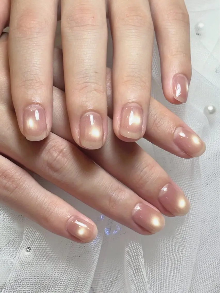 ネイル ハンドネイル アイ❤️ カールのネイルデザイン
