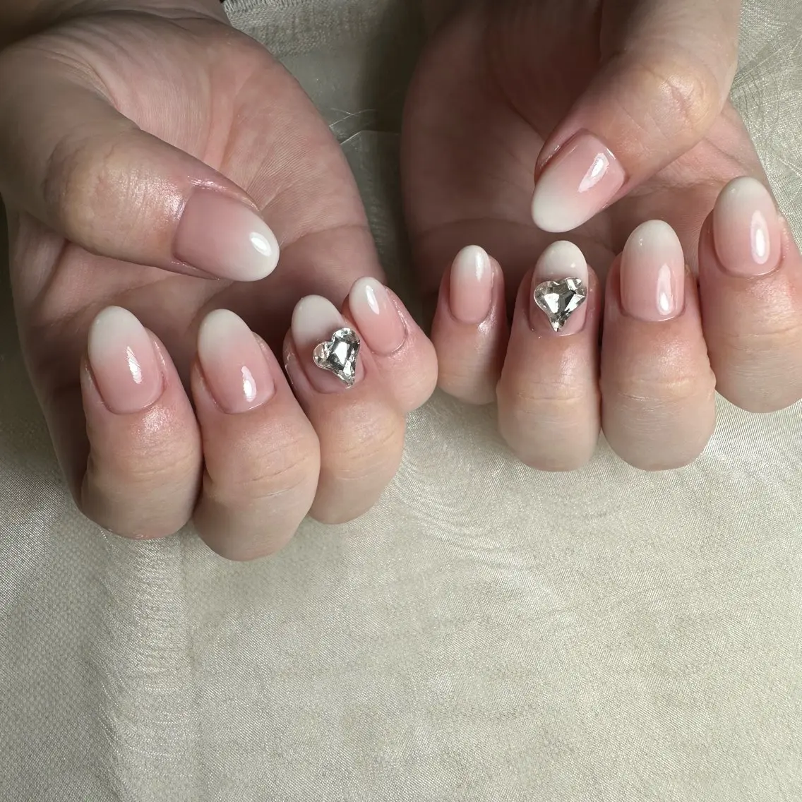 ネイル 里見 麗のネイルデザイン