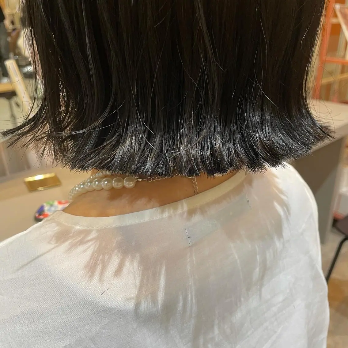 ミディアム 外ハネヘア カット ヘアカラー トリートメント 韓国レイヤーカット 🫧大阪梅田レイヤーのヘアスタイル