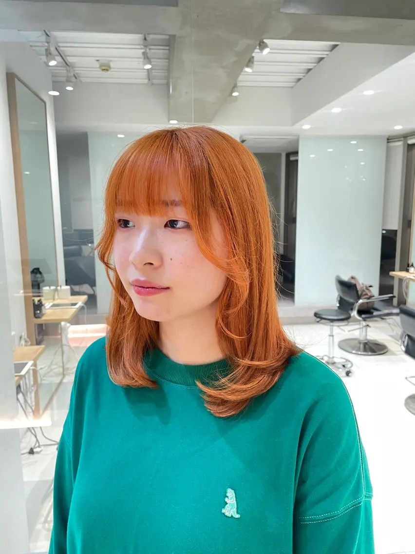 ロング カラー ヘアアレンジ オレンジ 顔まわりレイヤー レイヤーカット ヘアカラー トリートメント ヘッドスパ ヘアセット 艶カラー✨縮毛矯正✨ 翁長孝輔のヘアスタイル