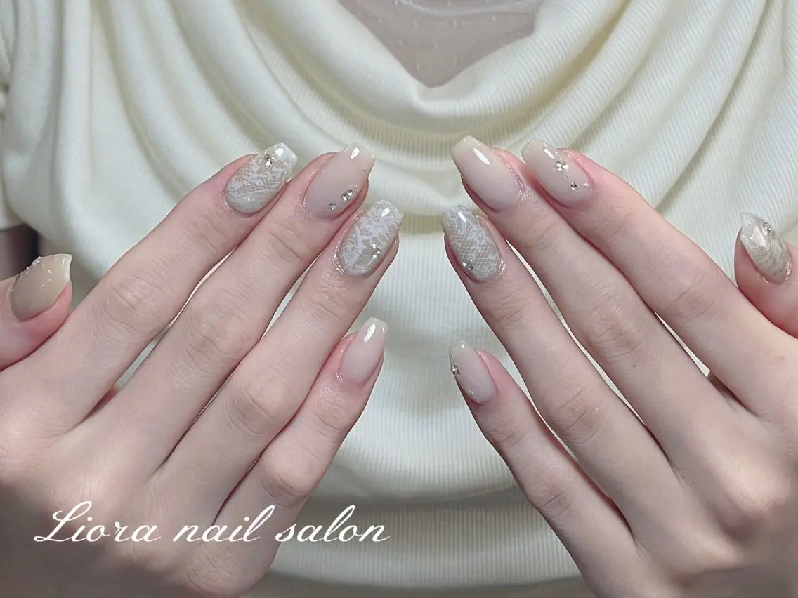 ネイル チークネイル フットネイル フレンチネイル ジェルネイル ガーリー ハンドネイル Liora nailのネイルデザイン