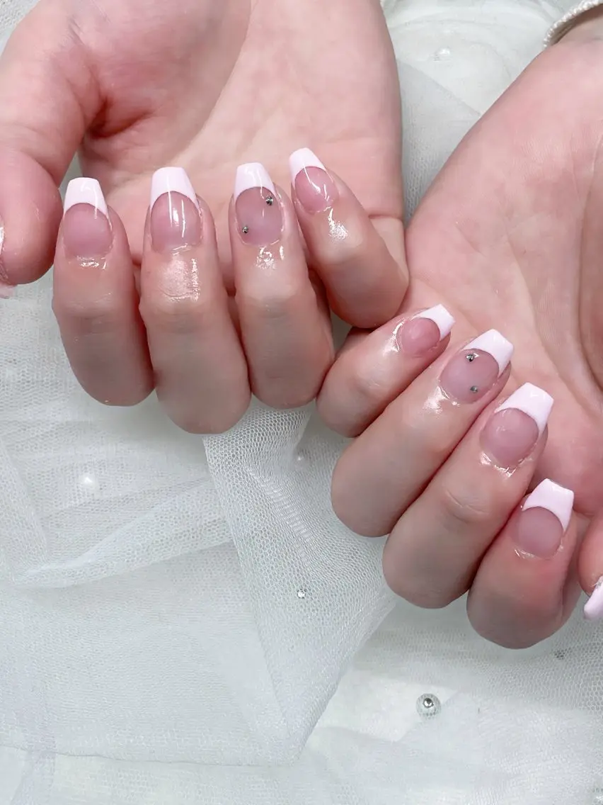 ジェルオフ無料💅ハンド5種フレンチ(クリアベース)・カラーグラデーション✨甘皮ケア込!の写真
