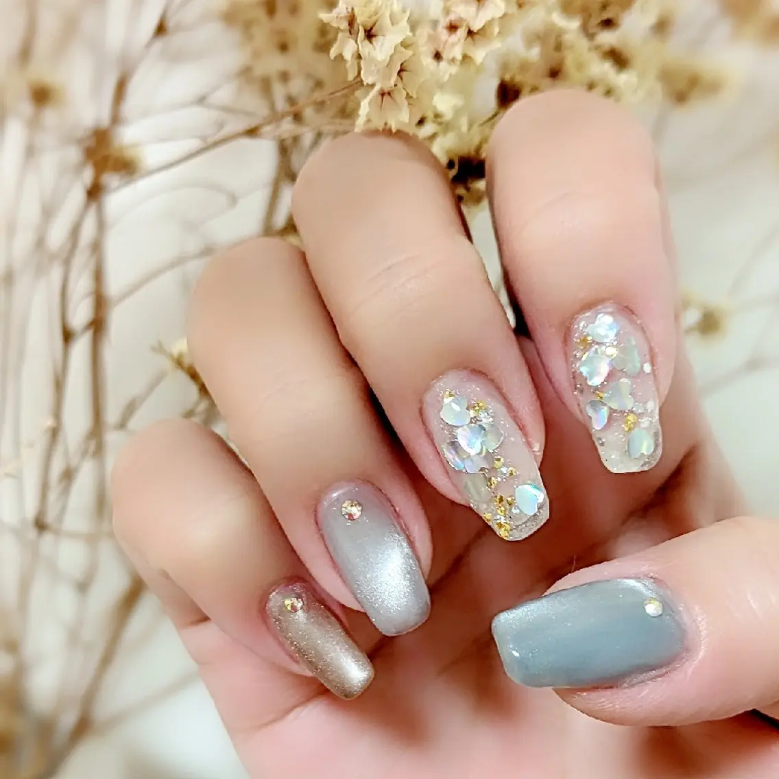 ネイル マグネットネイル ニュアンスネイル 冬ネイル クリスマス m&pPrivate nailsalonのネイルデザイン