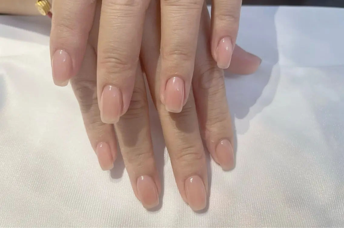 ネイル ワンカラーネイル Azel nail 伊野麗のネイルデザイン