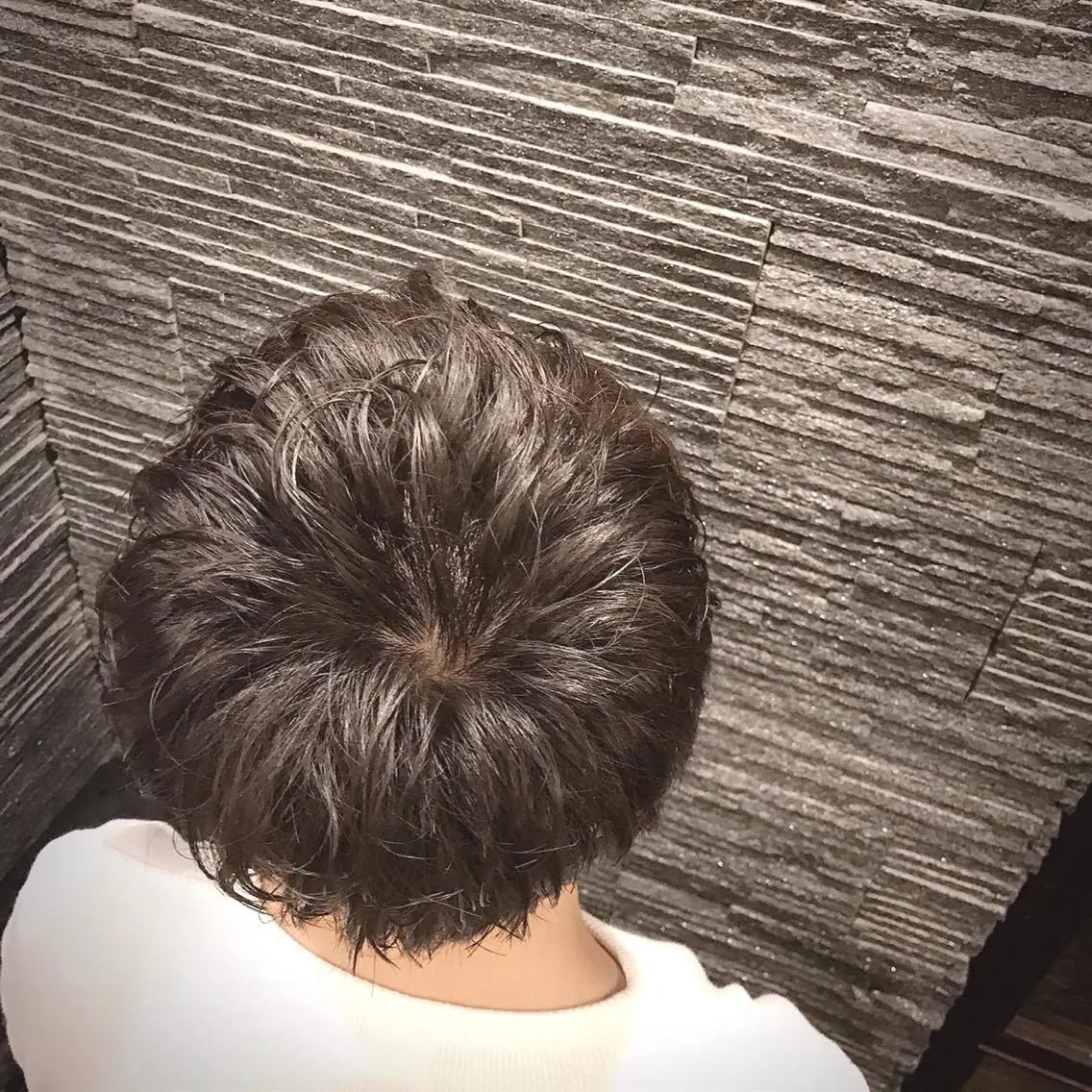 ショート パーマ メンズ 山田 哲平のヘアスタイル