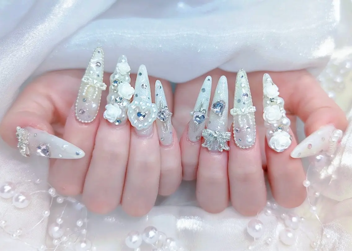 ネイル ハンドネイル Luvia Ginzaのネイルデザイン