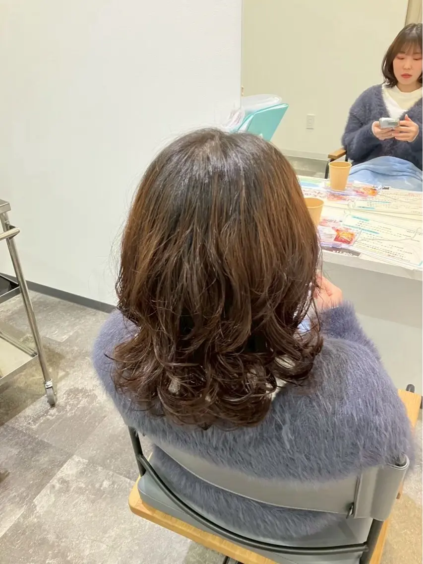 セミロング セミロングパーマ 浜田 希々香のヘアスタイル