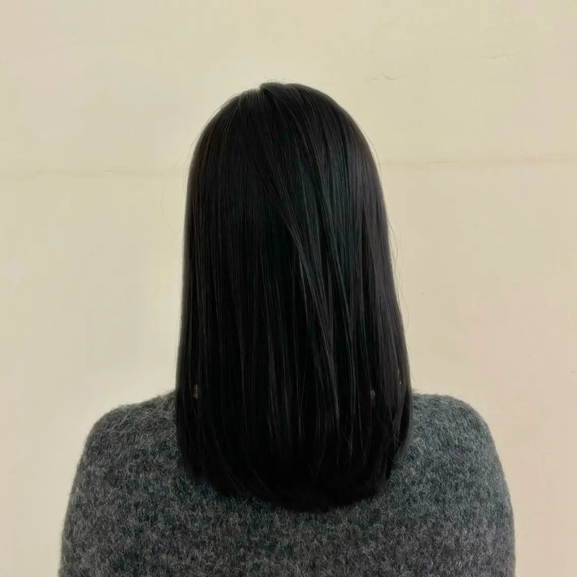 セミロング カラー 黒髪 ブルーカラー ブルーブラック 透明感カラー ヘアカラー 透明感/ベージュ/ yuna.のヘアスタイル