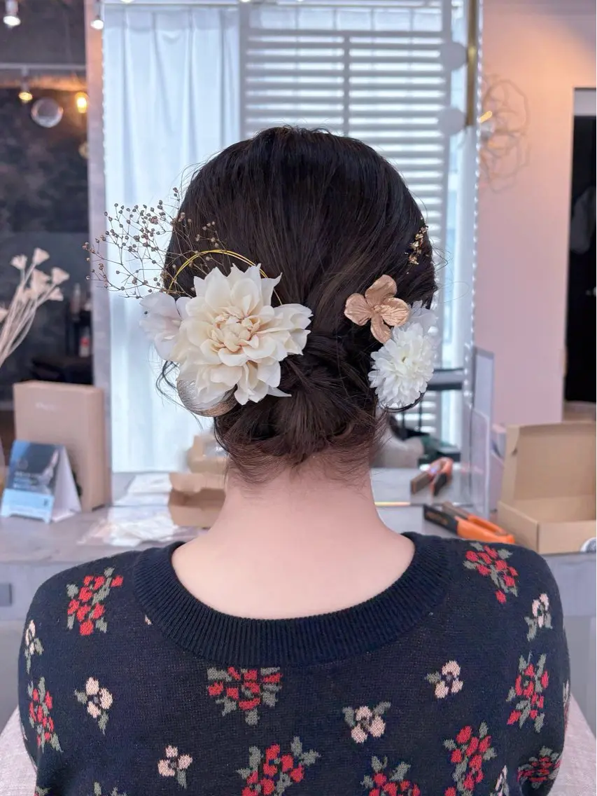 ミディアム 卒業式のヘアスタイル ヘアセット 🫧Maho【浦和】 艶カラー/ヘアメ🫧のヘアスタイル