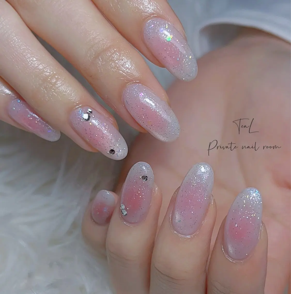 ネイル チークネイル 韓国ネイル マグネットネイル 春ネイル ハンドネイル TeaL nailのネイルデザイン