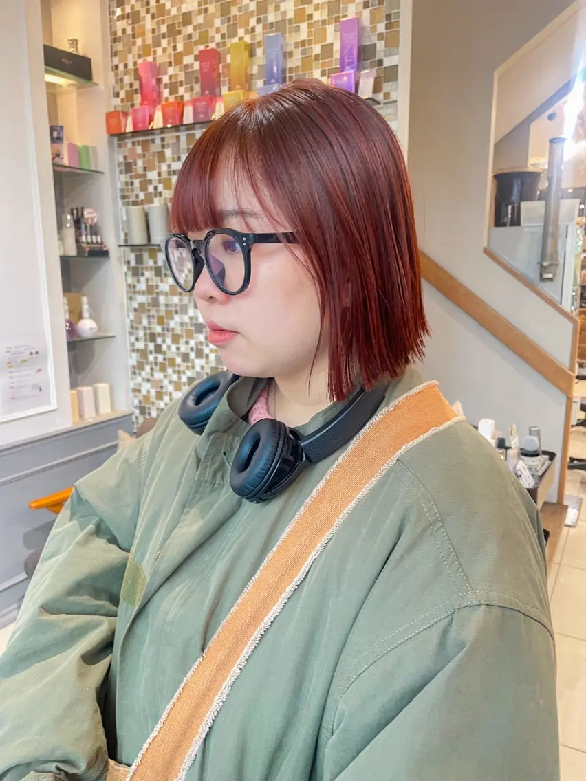 ミディアム カラー ブリーチ ブリーチなしカラー レッドカラー カット ヘアカラー トリートメント ボブ ブリーチ/miinaのヘアスタイル