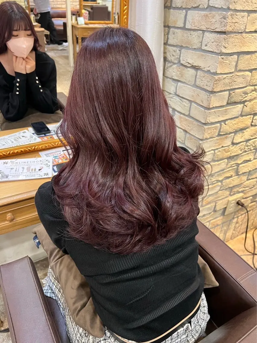 ロング カラー ピンクカラー カット ヘアカラー トリートメント ヘアセット 石原 悠貴のヘアスタイル
