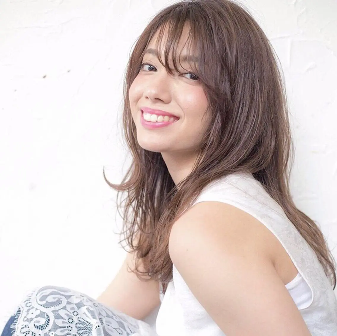 ロング 顔周りカット 伊 杏のヘアスタイル