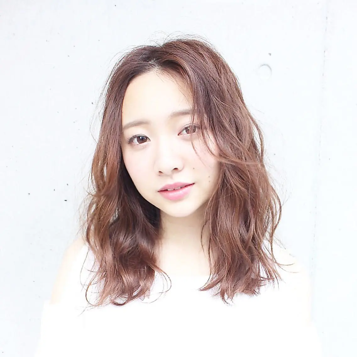 ミディアム カラー ミディアムパーマ カット ヘアカラー Kirina/ 茨木/髪質改善のヘアスタイル