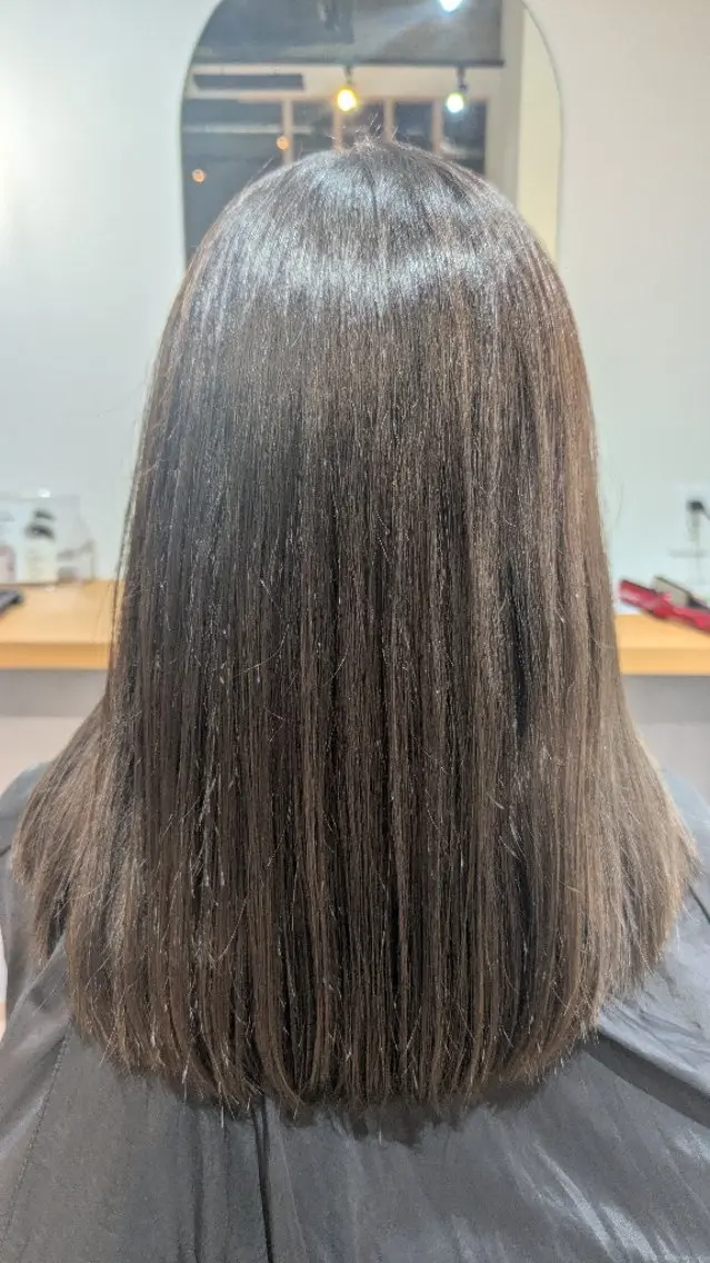 セミロング ケアカラー ヘアカラー 辻花 さおりのヘアスタイル