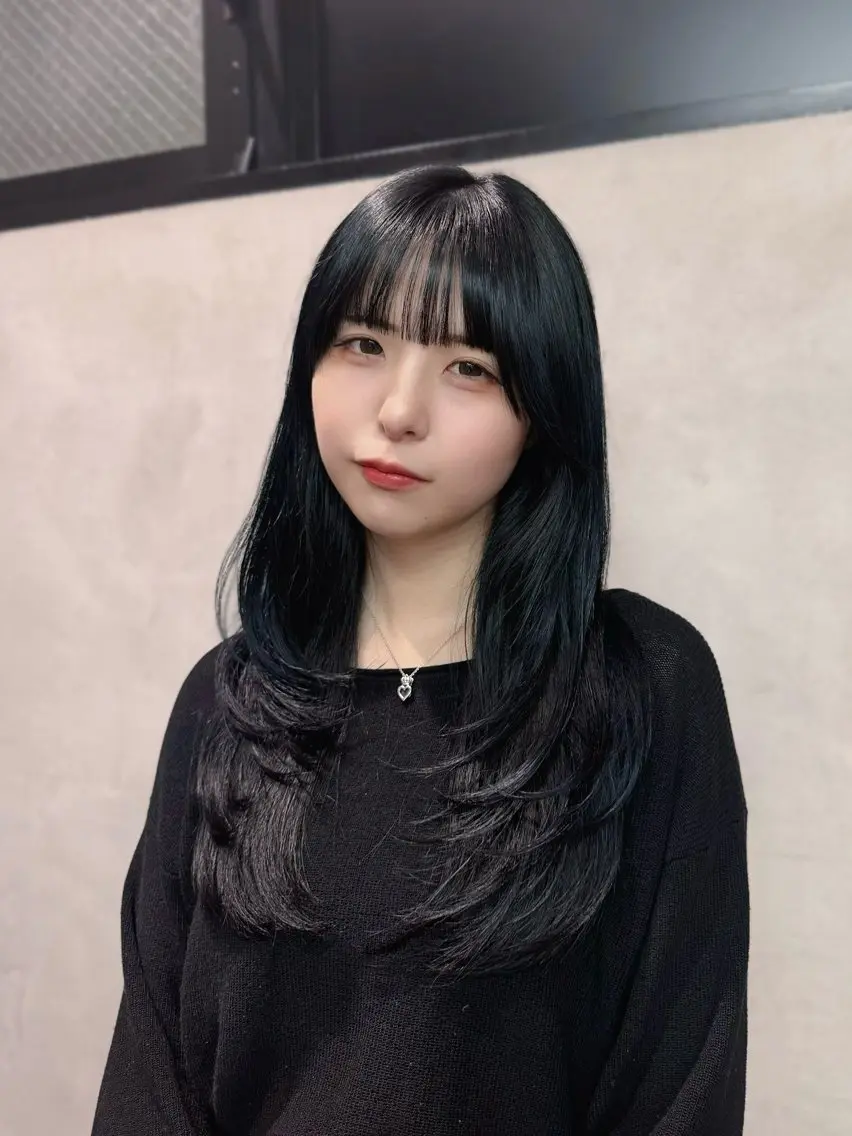 ロング カラー 黒髪 ブルーカラー ブルーブラック 透明感カラー 韓国風ヘア カット ヘアカラー トリートメント 🎀ワンホン🎀 韓国ヘア🎀リクトのヘアスタイル