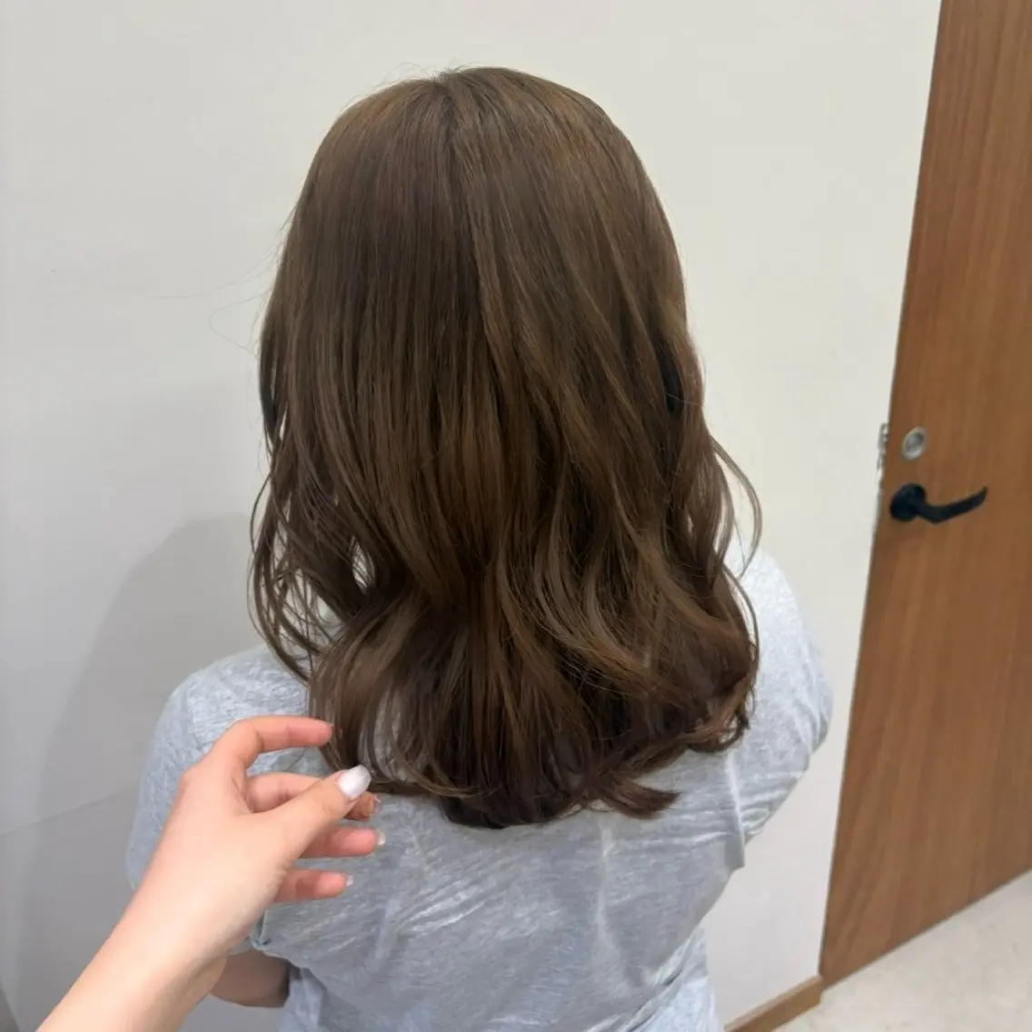 ミディアム カラー ブリーチ ヘアカラー momo / カラー、カットモデルのヘアスタイル