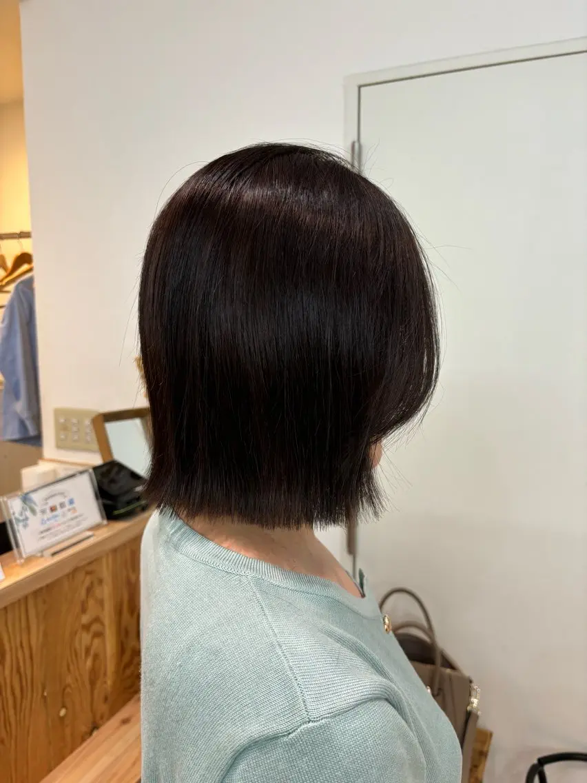 ショート カラー アッシュ オレンジ ボブ 室谷 ゆりあのヘアスタイル