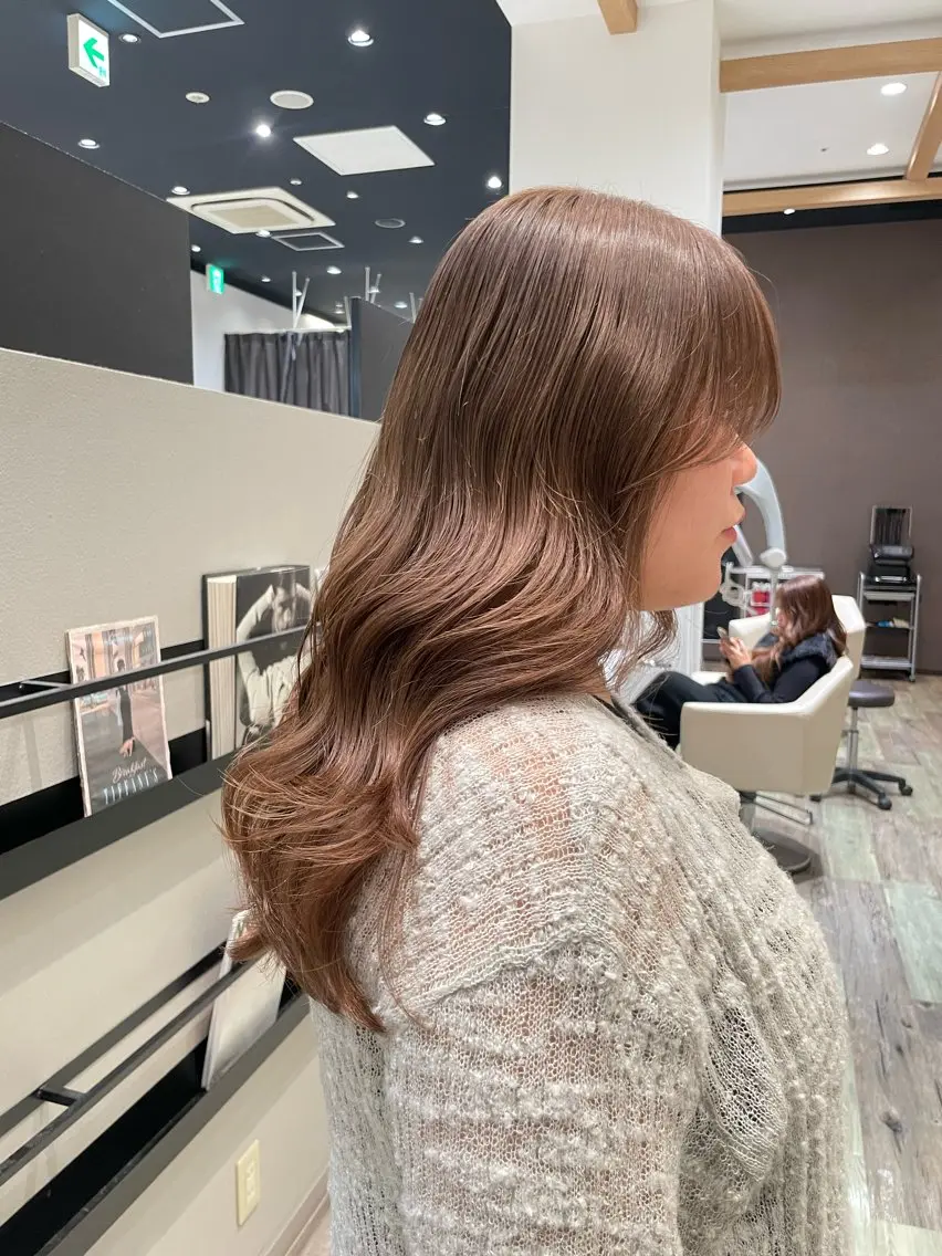 ロング カラー 透明感カラー イルミナカラー k-twoたき✨艶感 カラー/美髪矯正のヘアスタイル