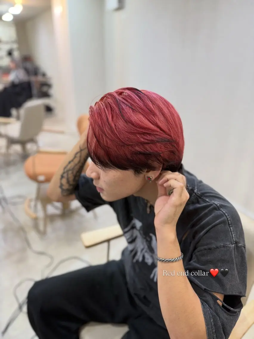 カラー デザインカラー ヘアカラー ヒナ .のヘアスタイル