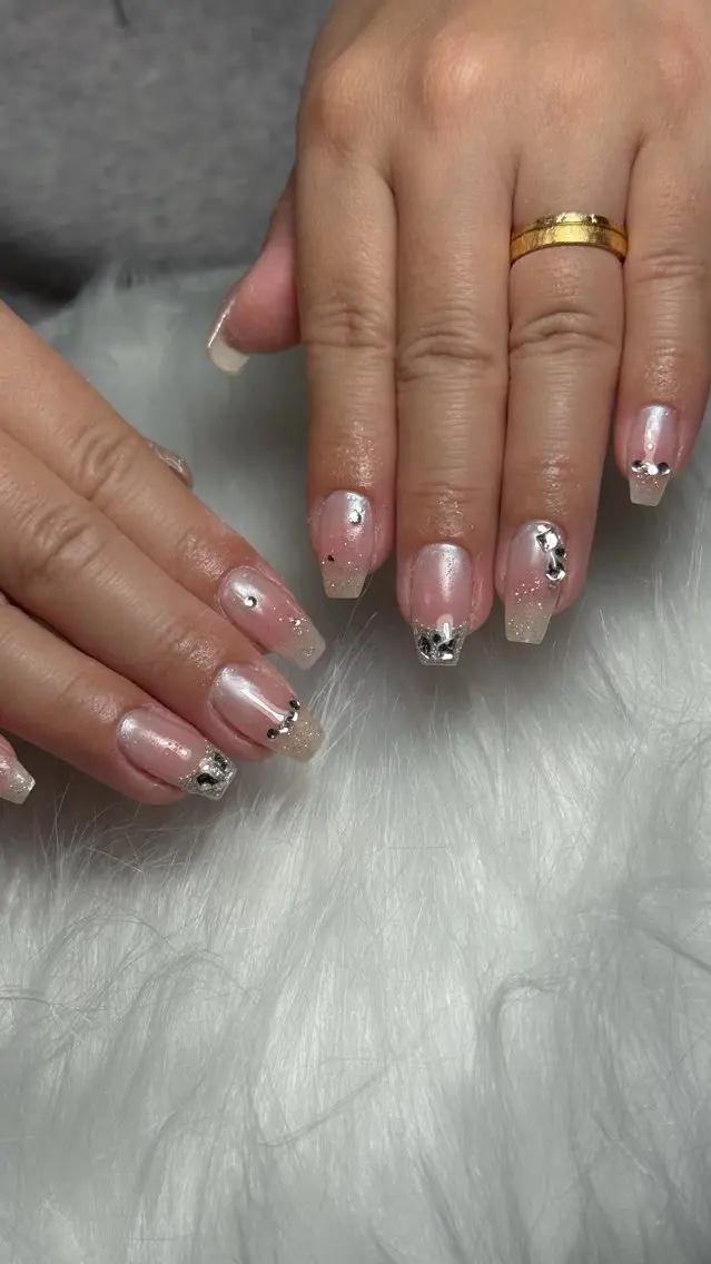 🉐【5月限定🌈】やり放題ネイル💅🏻✨🌟の写真