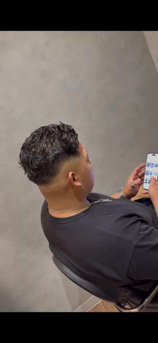 ショート パーマ メンズ カット パーマ 鈴木 大和のヘアスタイル