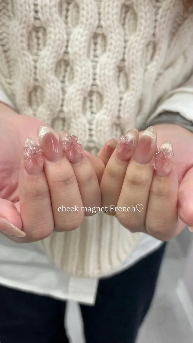 ネイル チークネイル フレンチネイル ガーリー 氷ネイル・うるうるネイル キラキラネイル emmi nailのネイルデザイン
