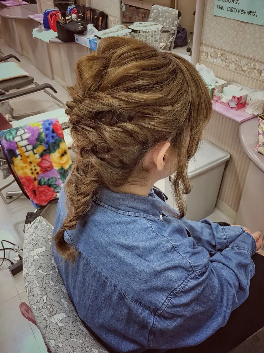 ヘアアレンジ ヘアセット 🌈髪質改善🌈 過去の1艶サラ体験✨のヘアスタイル