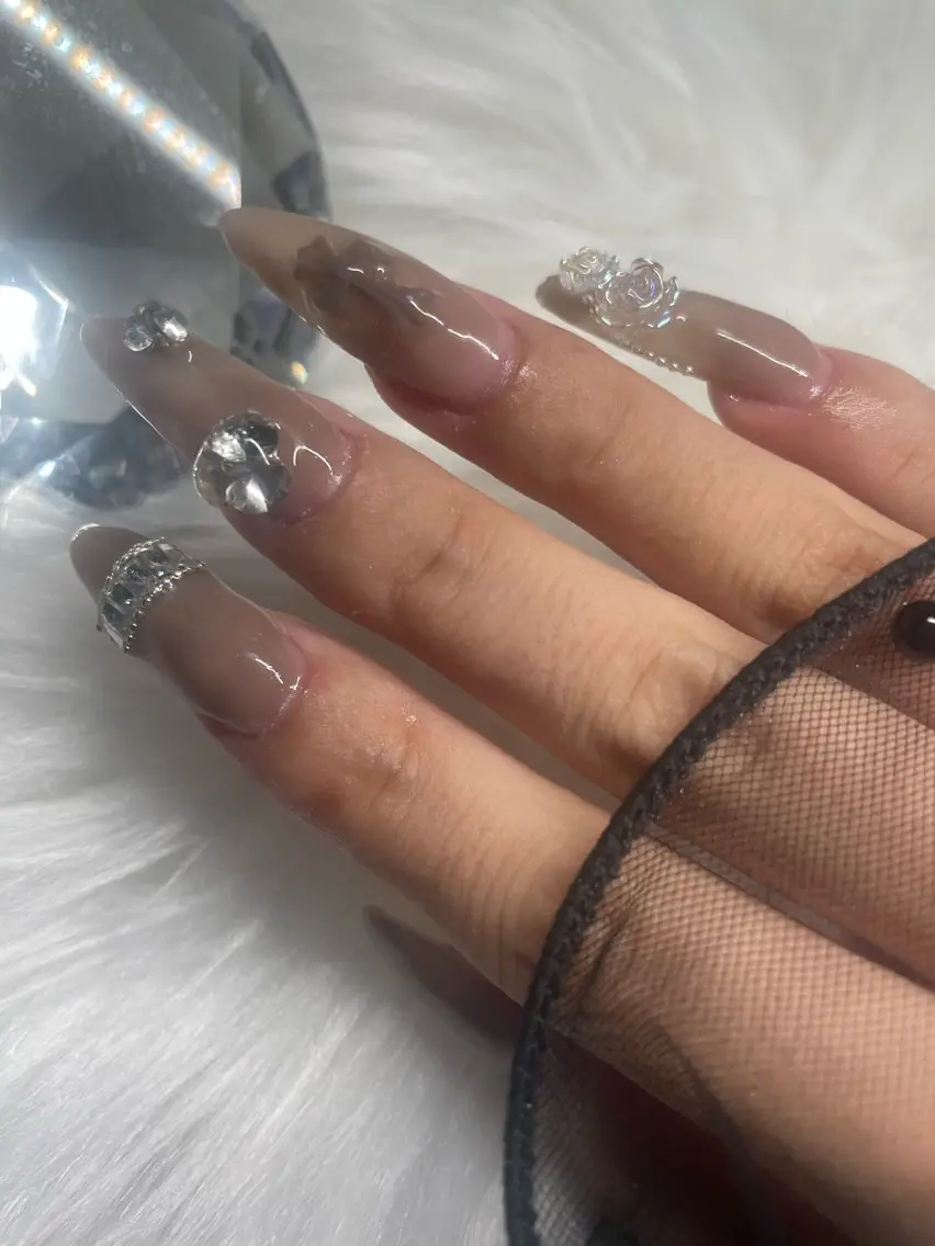 ネイル nail salon Glossy.みくのネイルデザイン