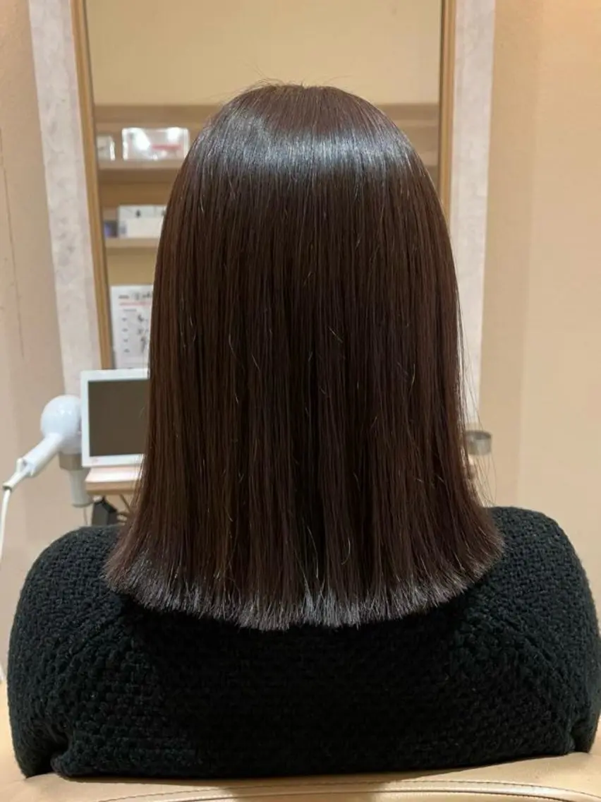 カラー ブリーチ ブリーチなしカラー 中根 智のヘアスタイル