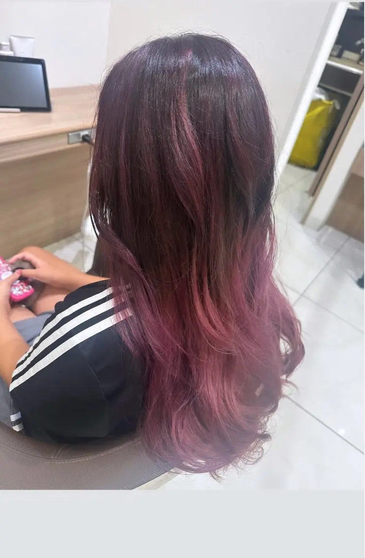 ロング レイヤーカット ヘアカラー 💐 中川 美怜 💐のヘアスタイル