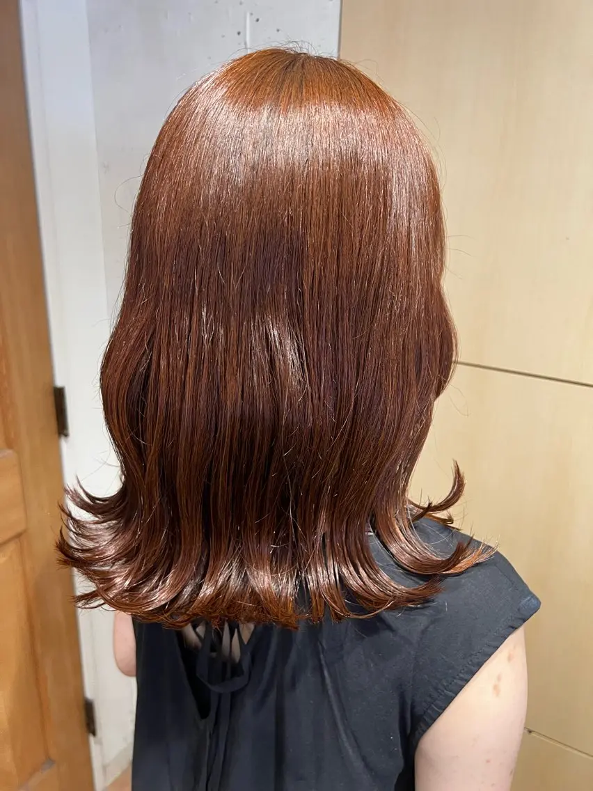 セミロング オレンジブラウン カット トリートメント くらかず あやねのヘアスタイル